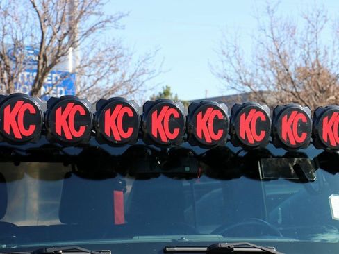 Used 2017 Jeep Wrangler Unlimited Rubicon image 5