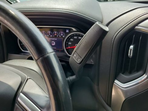 Used 2019 Chevrolet Silverado 1500 LTZ w/ LTZ Premium Package AWD/4WD image 26