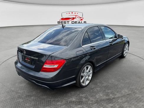 Used 2014 Mercedes-Benz C 250 Sedan image 5