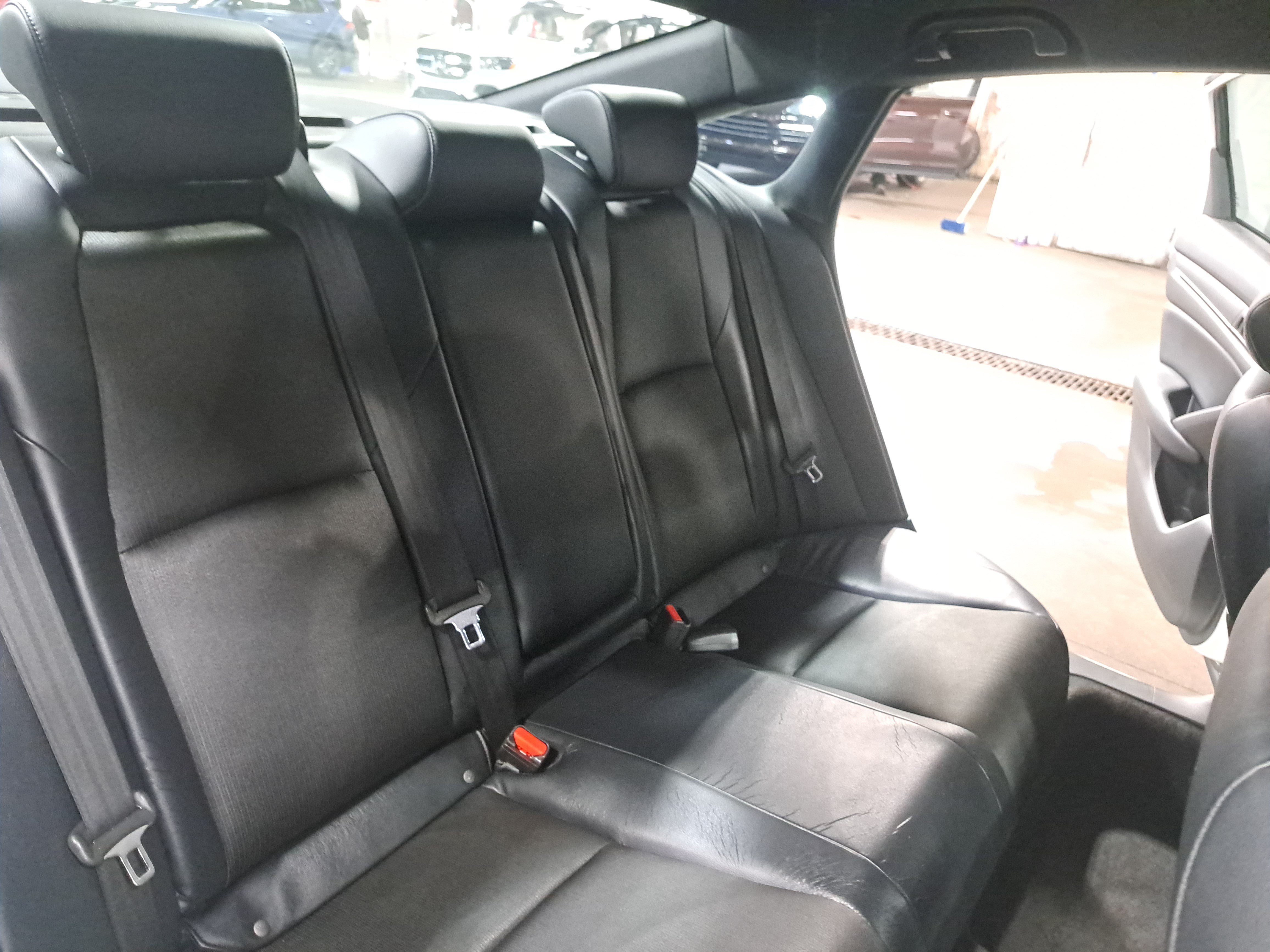 Used 2018 Honda Accord Sport image 12