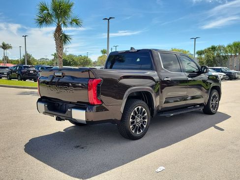 Used 2023 Toyota Tundra Limited w/ Power Package RWD image 5