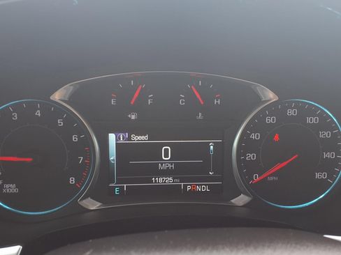 Used 2018 Chevrolet Traverse LT AWD/4WD image 13