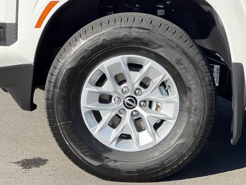 New 2026 Nissan Frontier S image 30