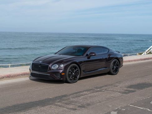 Used 2024 Bentley Continental GT image 1