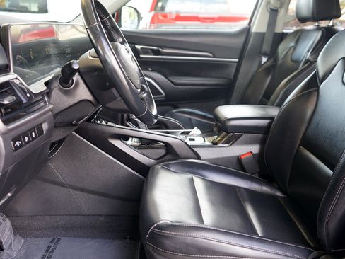 Used 2024 Kia Telluride S w/ S Sunroof Package image 13