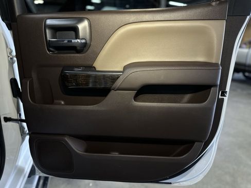 Used 2016 GMC Sierra 2500 Denali w/ Driver Alert Package AWD/4WD image 29