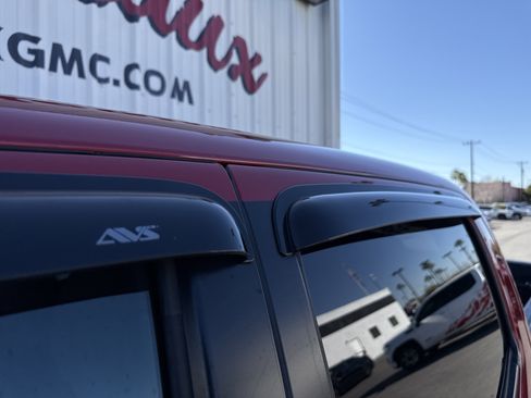 Used 2016 Toyota Tacoma TRD Sport image 10