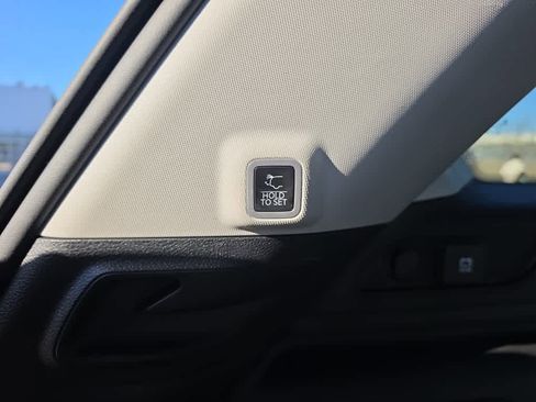 Used 2024 Jeep Grand Cherokee Limited 4xe image 7