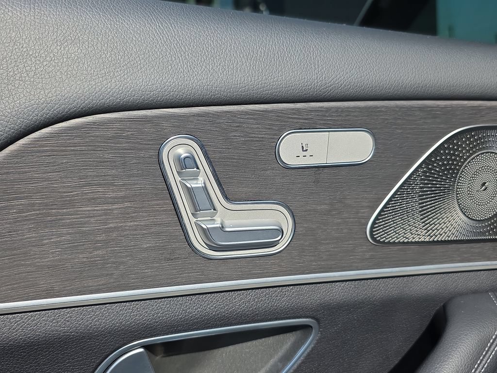 Certified 2023 Mercedes-Benz GLS 580 4MATIC image 13