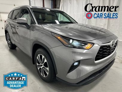 Used 2025 Toyota Highlander XLE