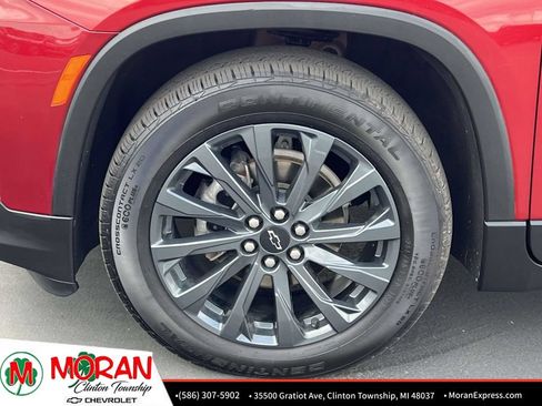 Certified 2023 Chevrolet Traverse RS w/ LPO, Floor Liner Package AWD/4WD image 10