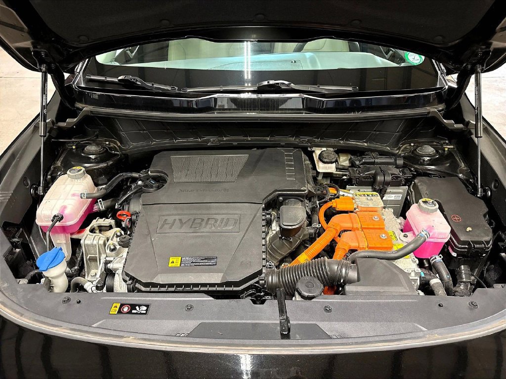 Certified 2023 Kia Niro EX Touring FWD image 35