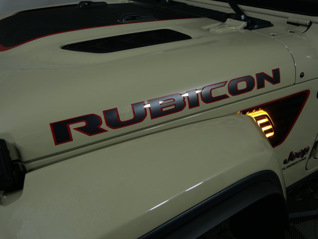 Used 2020 Jeep Gladiator Rubicon AWD/4WD image 12