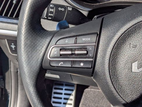 Used 2023 Kia Stinger GT2 image 20