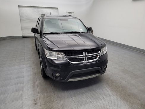 Used 2017 Dodge Journey SXT image 14
