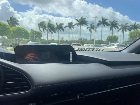 Certified 2025 MAZDA MAZDA3 s Sport image 42