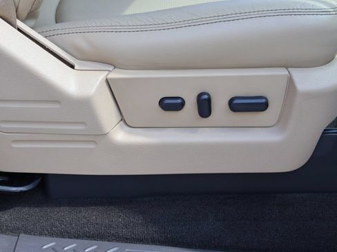 Used 2013 Ford F150 Lariat w/ Luxury Equipment Group AWD/4WD image 9