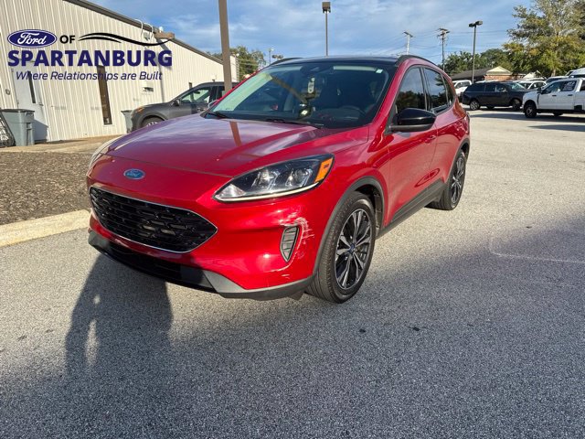 Used 2021 Ford Escape SE w/ SE Sport Appearance Package FWD image 3