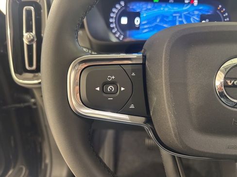 New 2026 Volvo XC40 B5 Plus w/ Climate Package AWD/4WD image 9