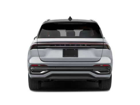 Used 2025 Lincoln Nautilus Premier AWD/4WD image 5