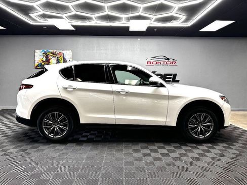 Used 2023 Alfa Romeo Stelvio Sprint RWD image 16