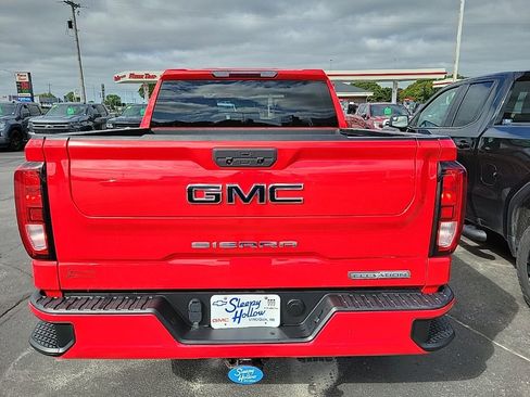 Used 2020 GMC Sierra 1500 Elevation w/ Elevation Value Package image 3