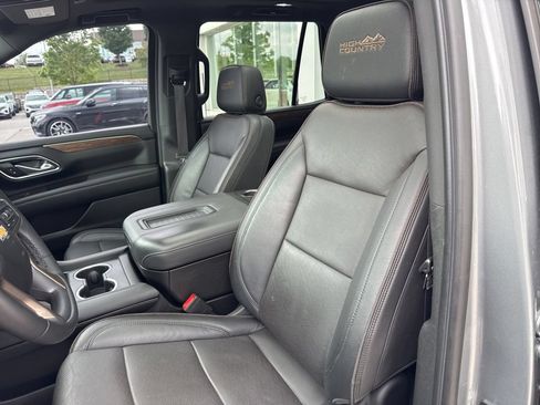 Used 2023 Chevrolet Tahoe High Country AWD/4WD image 19