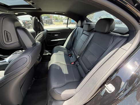 Used 2024 Mercedes-Benz C 300 Sedan image 29