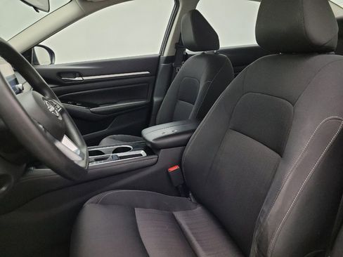Used 2023 Nissan Altima 2.5 SV FWD image 17