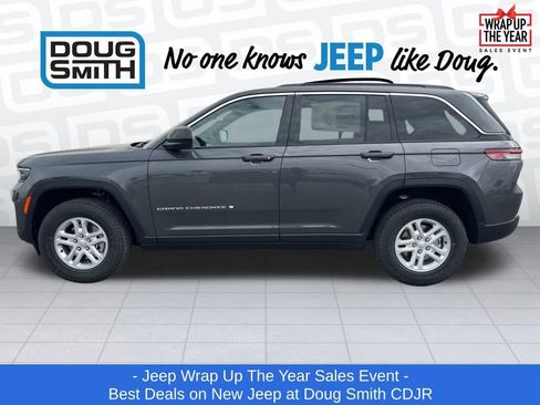 New 2025 Jeep Grand Cherokee Laredo w/ Trailer Tow Package image 3