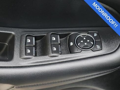 Used 2022 Ford Edge SEL w/ Convenience Package image 17