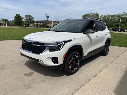 New 2026 Kia Seltos S AWD/4WD image 2