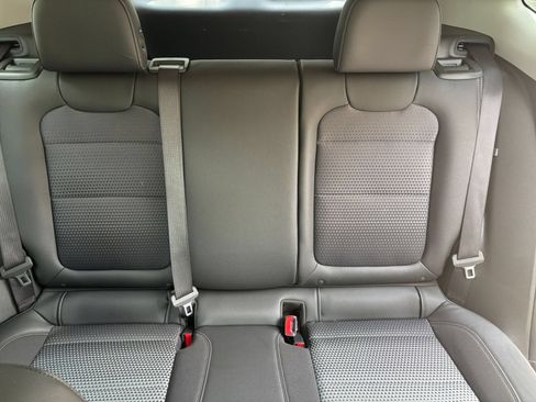 Used 2025 Chevrolet Trax LT FWD image 33