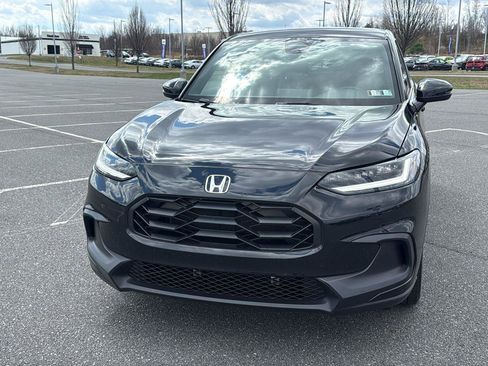 Used 2024 Honda HR-V Sport image 14