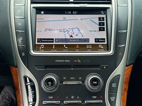 Used 2019 Lincoln Nautilus Reserve w/ Cargo Utility Package AWD/4WD image 14