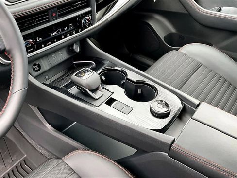 New 2026 Nissan Rogue SV image 7