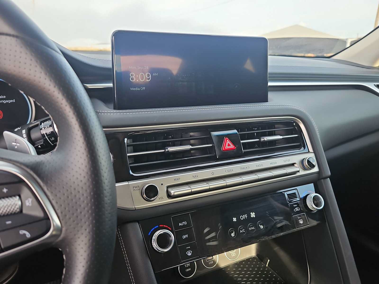 Used 2026 Genesis G70 2.5T RWD image 20
