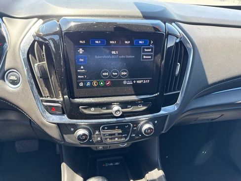 Used 2023 Chevrolet Traverse Premier AWD/4WD image 20