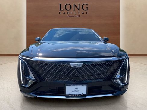 Used 2024 Cadillac Lyriq Tech w/ Driver Assist Package AWD/4WD image 8