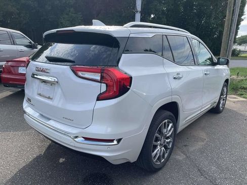 Used 2024 GMC Terrain Denali AWD/4WD image 7