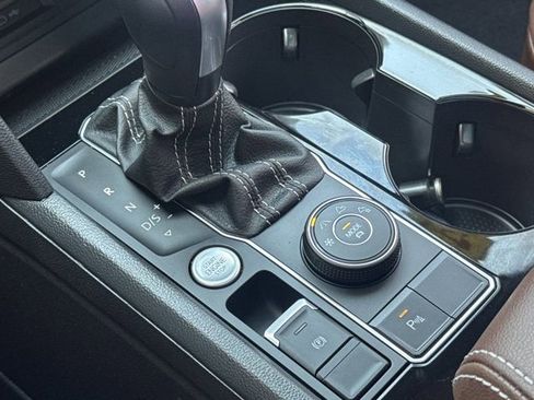 Used 2023 Volkswagen Atlas SE w/ Panoramic Sunroof Package image 38