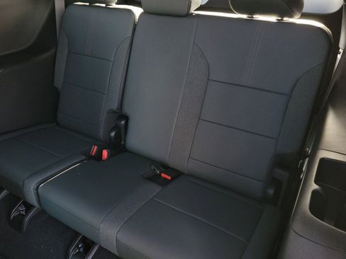 New 2026 GMC Acadia AT4 AWD/4WD image 8