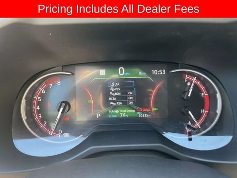 Used 2025 Toyota RAV4 XLE AWD/4WD image 23