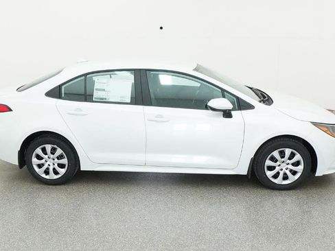 New 2026 Toyota Corolla LE image 31