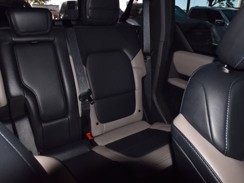 Used 2023 Ford Bronco Wildtrak image 22