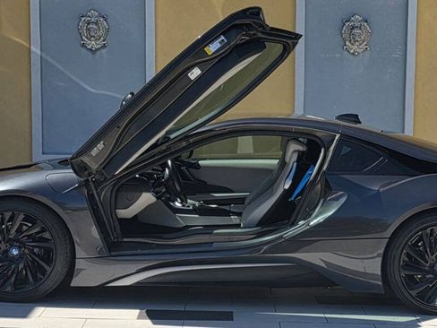 Used 2015 BMW i8 AWD/4WD image 6