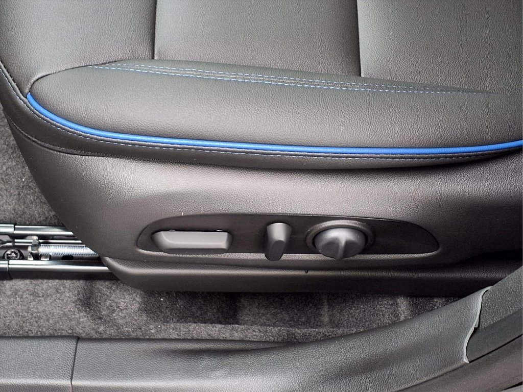 New 2026 Buick Envista Sport Touring w/ Convenience I Package FWD image 14