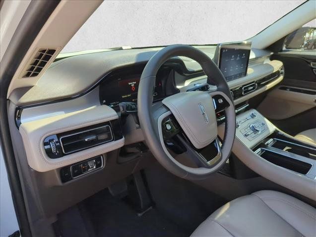 Used 2024 Lincoln Aviator 2WD w/ Premium Package image 16