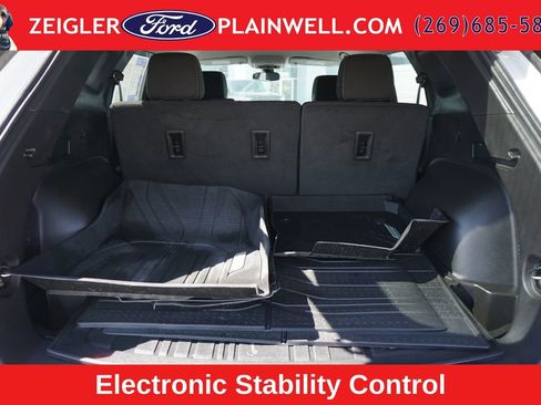 Used 2024 Chevrolet Blazer LT w/ Convenience Package FWD image 10