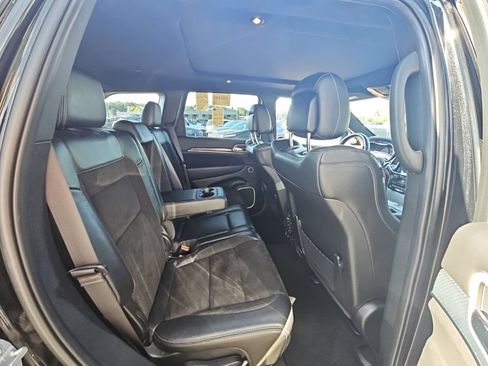 Used 2019 Jeep Grand Cherokee SRT AWD/4WD image 5
